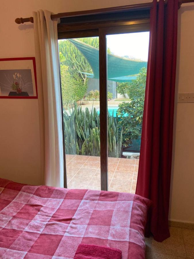 Spiti Damianos Villa Beachfront Помос Екстериор снимка